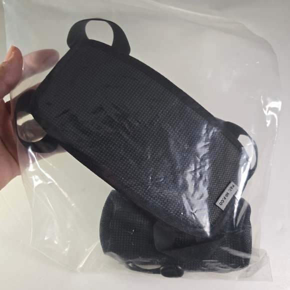 Otter Box Utility Series The Latch II 7-8 Inch With Accessory Bag Black - Picture 2 of 3